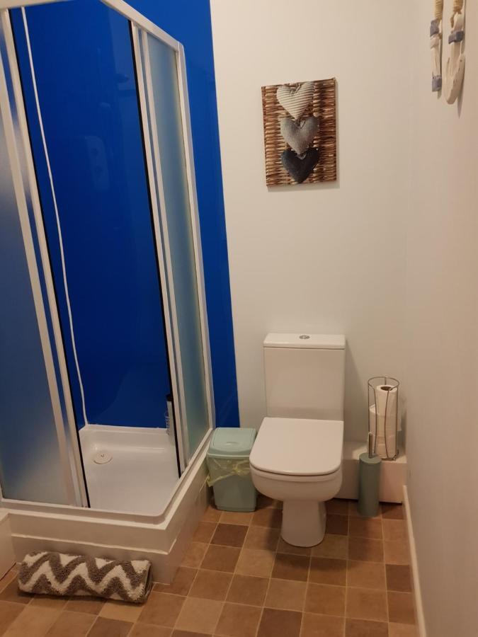 Villa Carvetii - Gemini House - 4 Bed House Sleeps Up To 8 People Tillicoultry Exterior foto